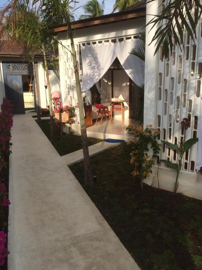 De'Coco Bungalows กิลิไอร์ ภายนอก รูปภาพ